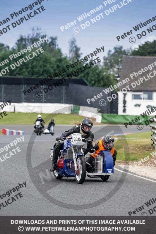 Vintage motorcycle club;eventdigitalimages;mallory park;mallory park trackday photographs;no limits trackdays;peter wileman photography;trackday digital images;trackday photos;vmcc festival 1000 bikes photographs